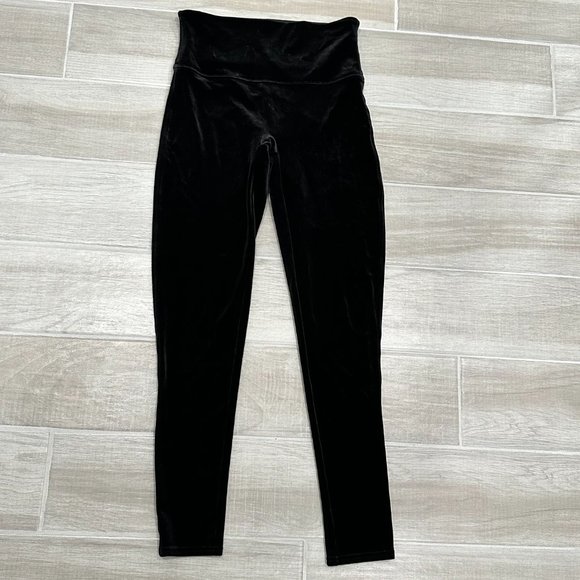 Spanx Ready To Wow! High Rise Velvet Leggings in Black Style 2070 Women's Size M - Picture 2 of 8